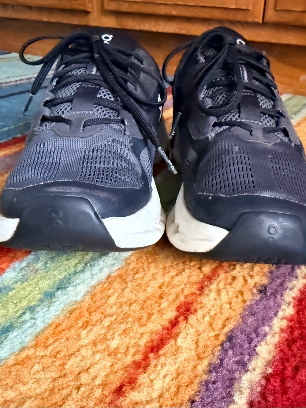 On Running Womens Black and White Cloudtec 8.5 - Picture 5 of 8